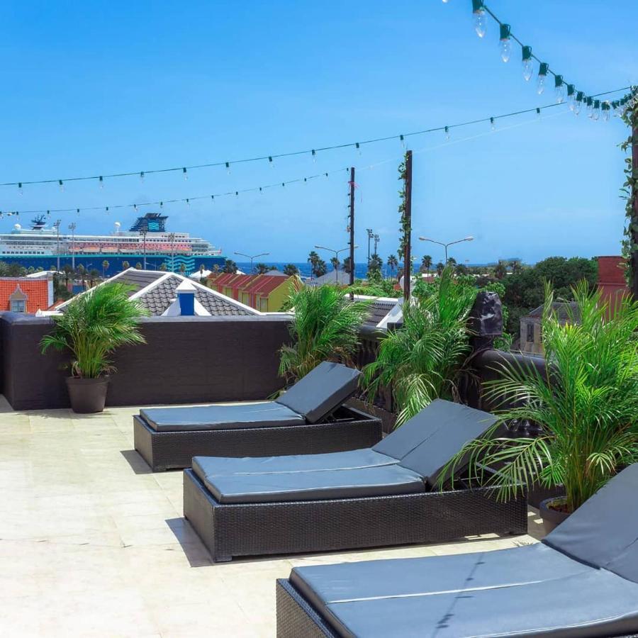 Curacao Suites Hotel Willemstad Bagian luar foto