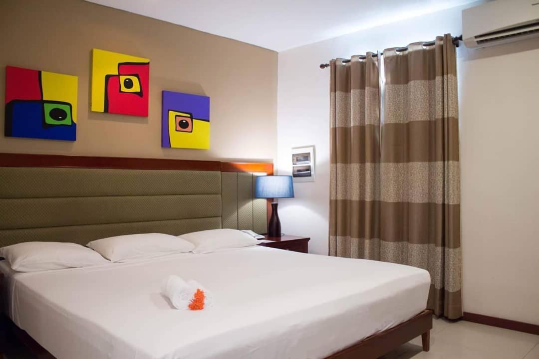 Curacao Suites Hotel Willemstad Bagian luar foto