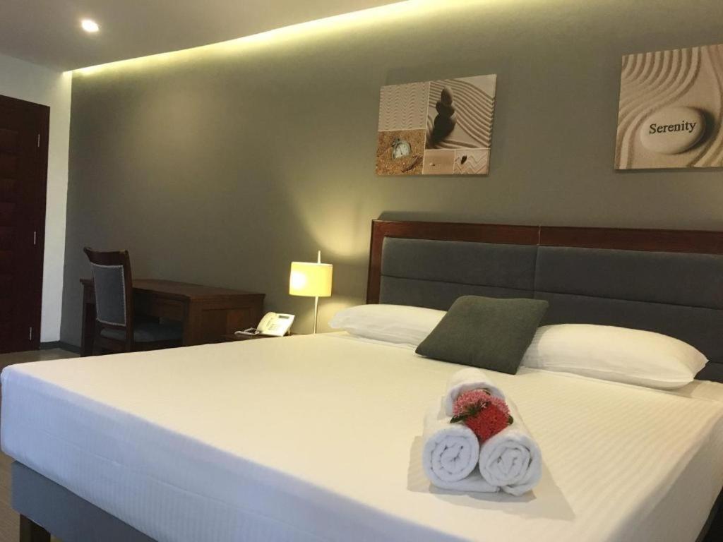 Curacao Suites Hotel Willemstad Bagian luar foto